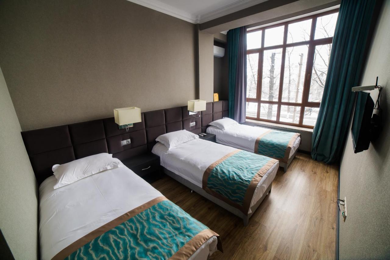 Golden Hotel Бішкек Екстер'єр фото